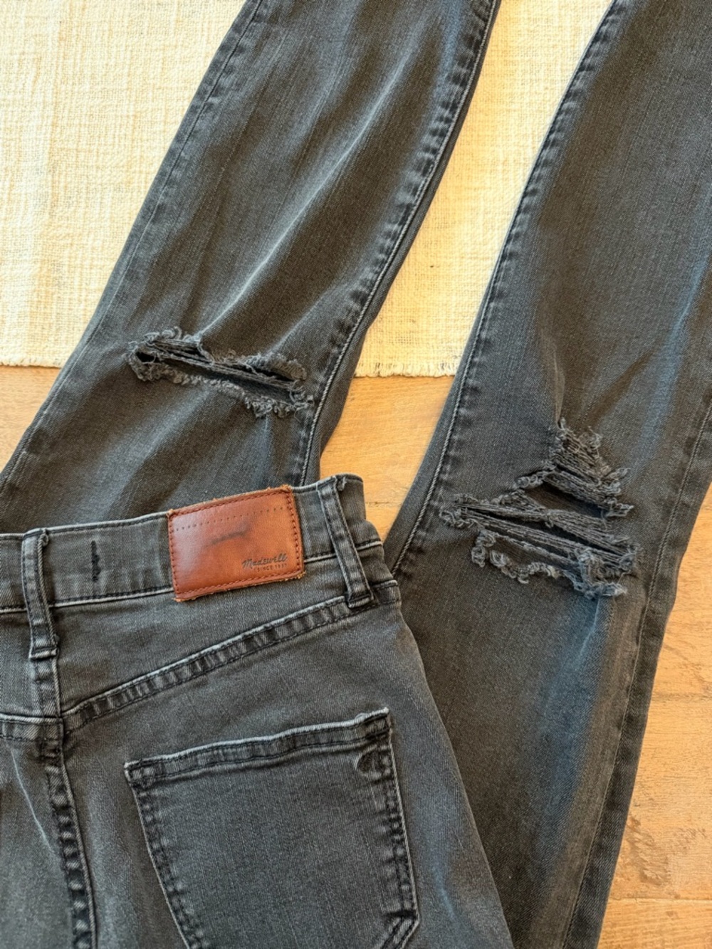 Madewell High-Rise Distressed Jeans - Charcoal